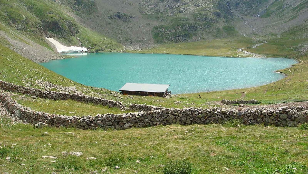 Au Cœur Du Parc Des Écrins Découvrez Le Lac De Muzelle 